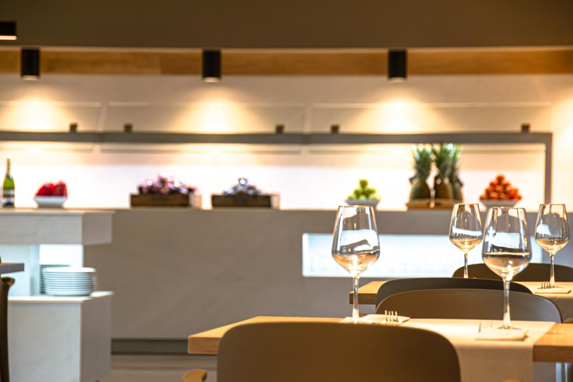 Hotel Marina 罗萨斯 外观 照片