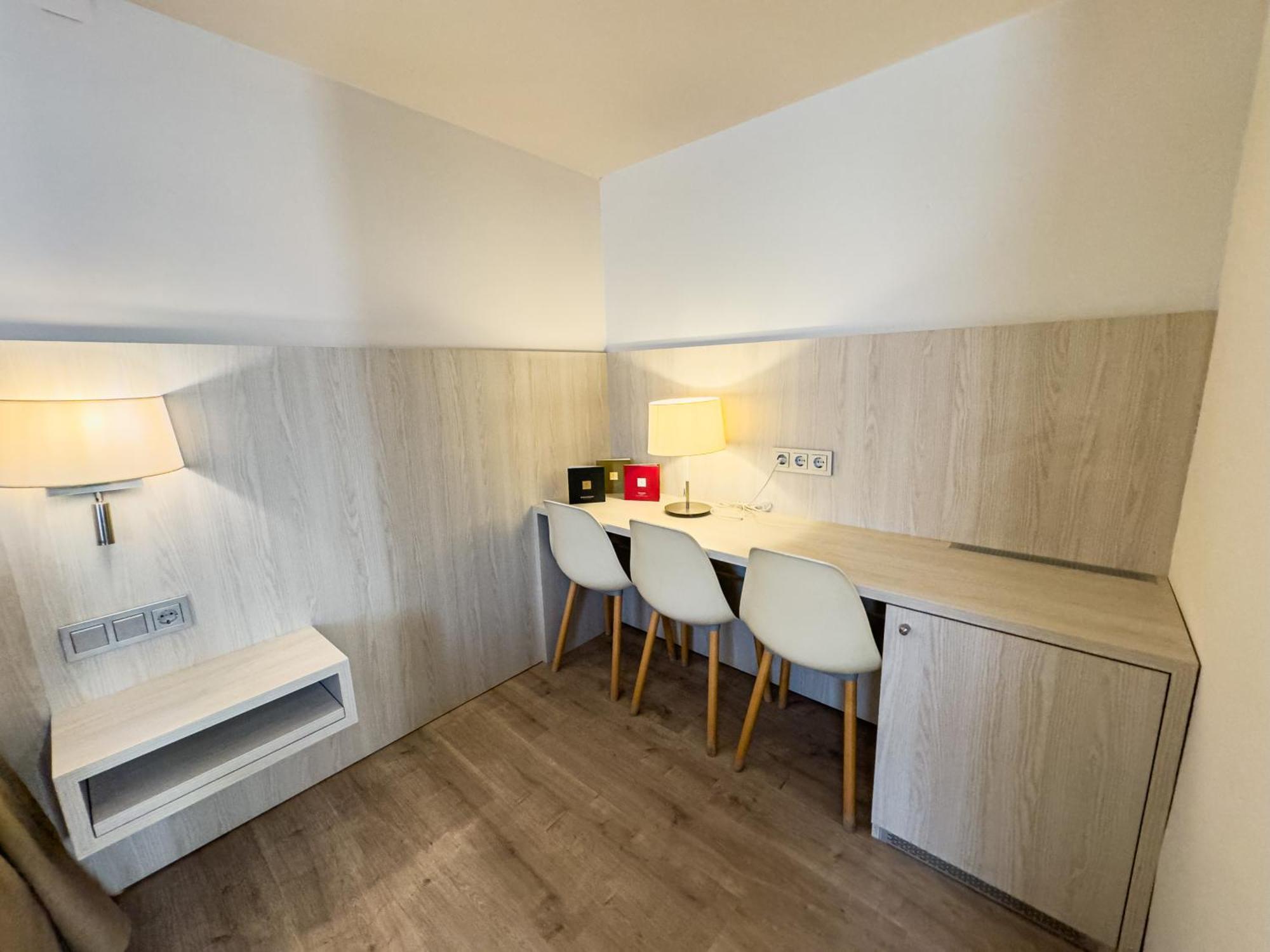Hotel Marina 罗萨斯 外观 照片