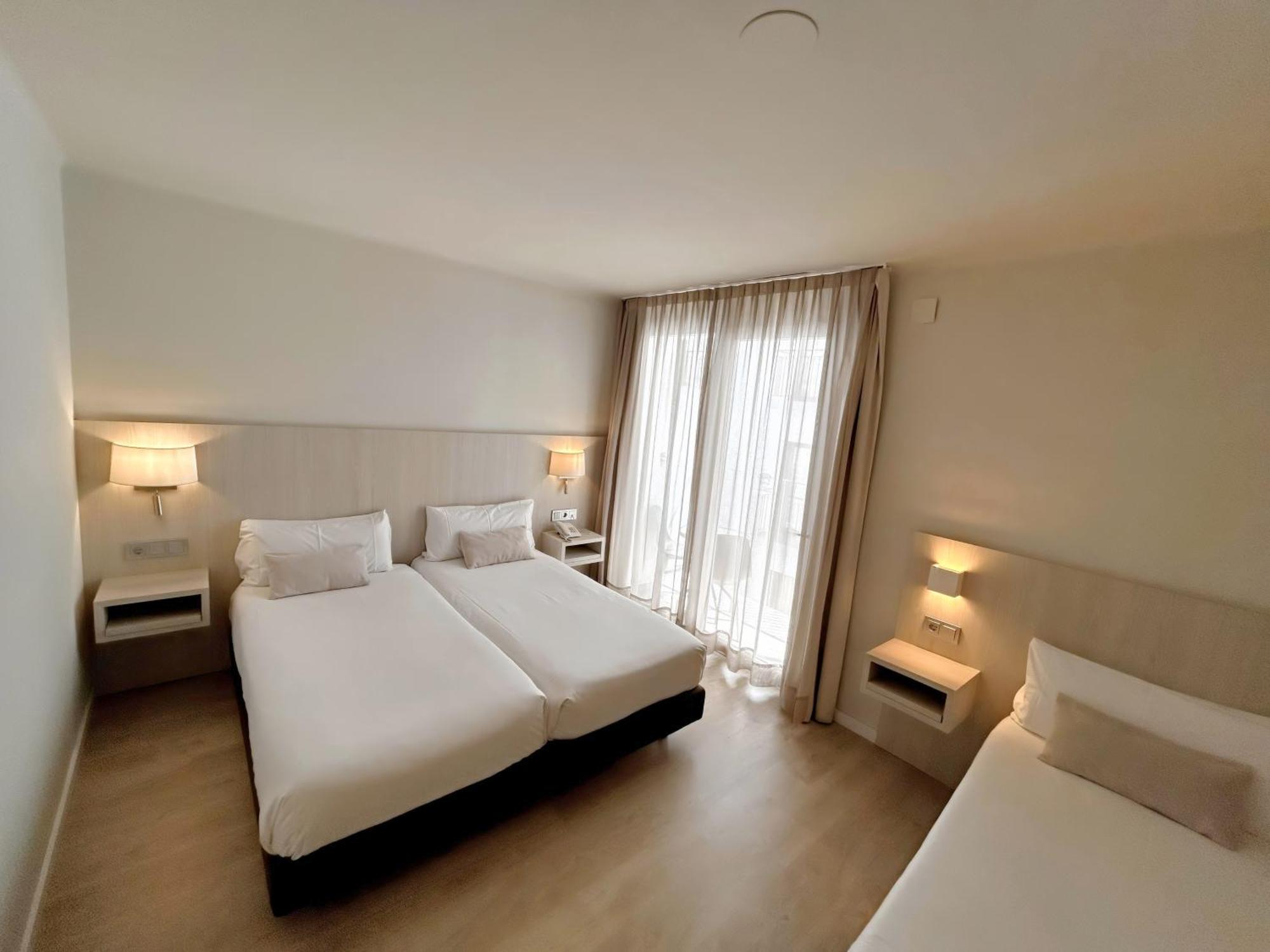 Hotel Marina 罗萨斯 外观 照片