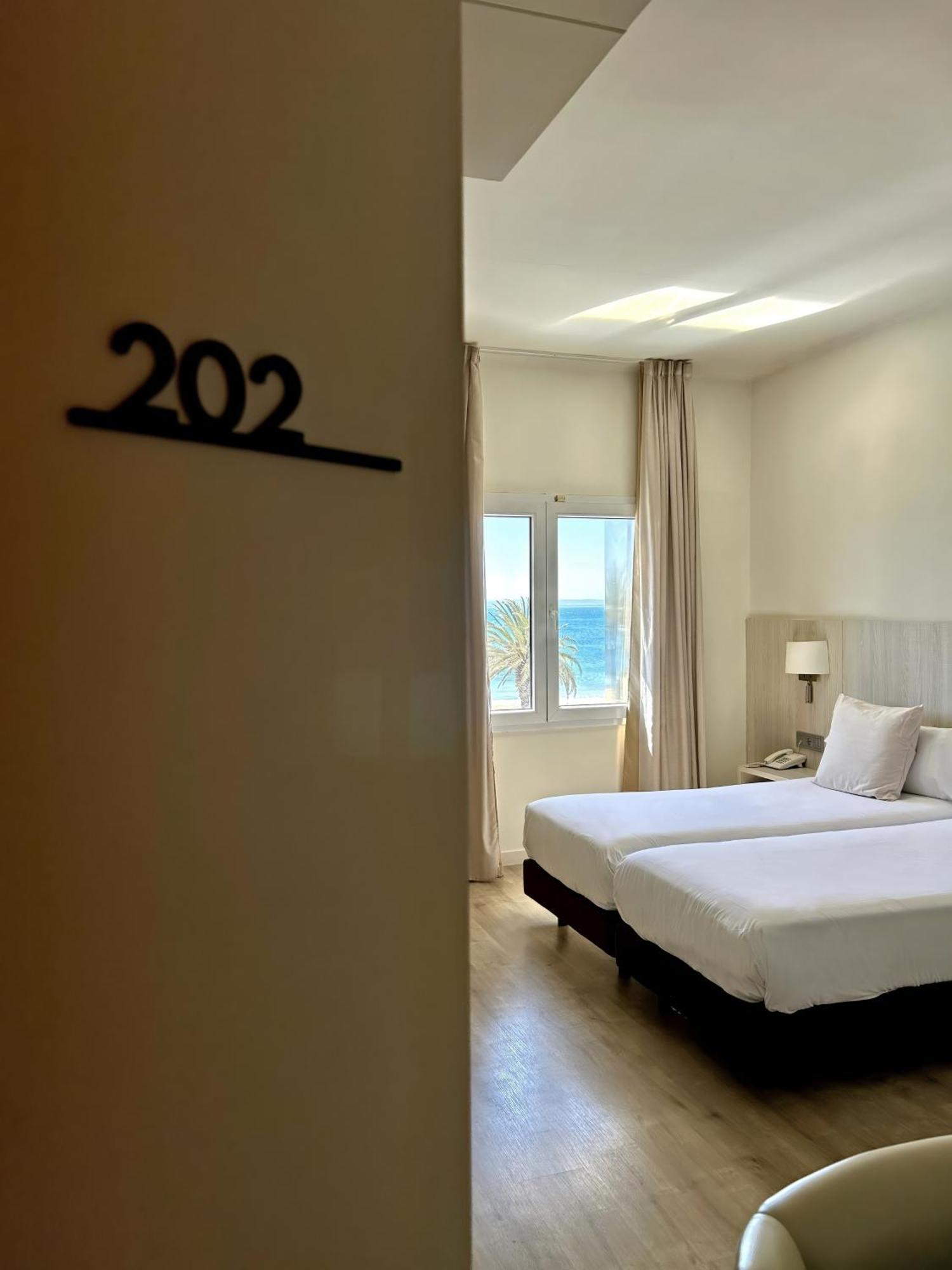 Hotel Marina 罗萨斯 外观 照片