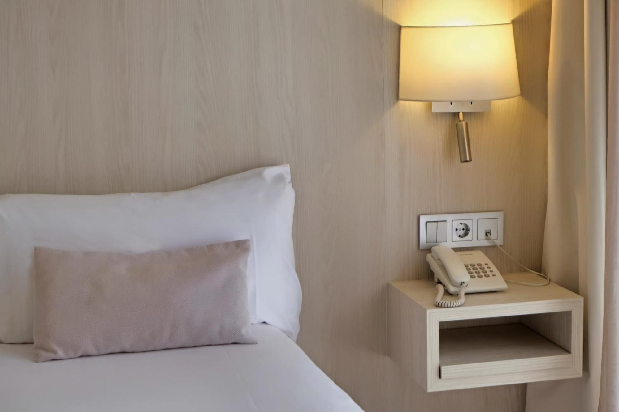 Hotel Marina 罗萨斯 外观 照片
